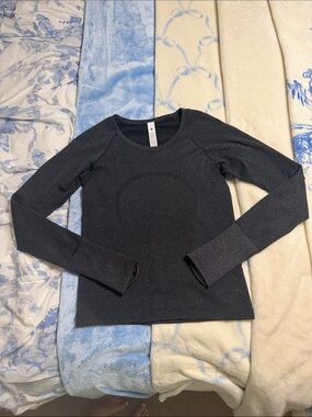 Womens lululemon swiftly tank size 8 waist length NWOT